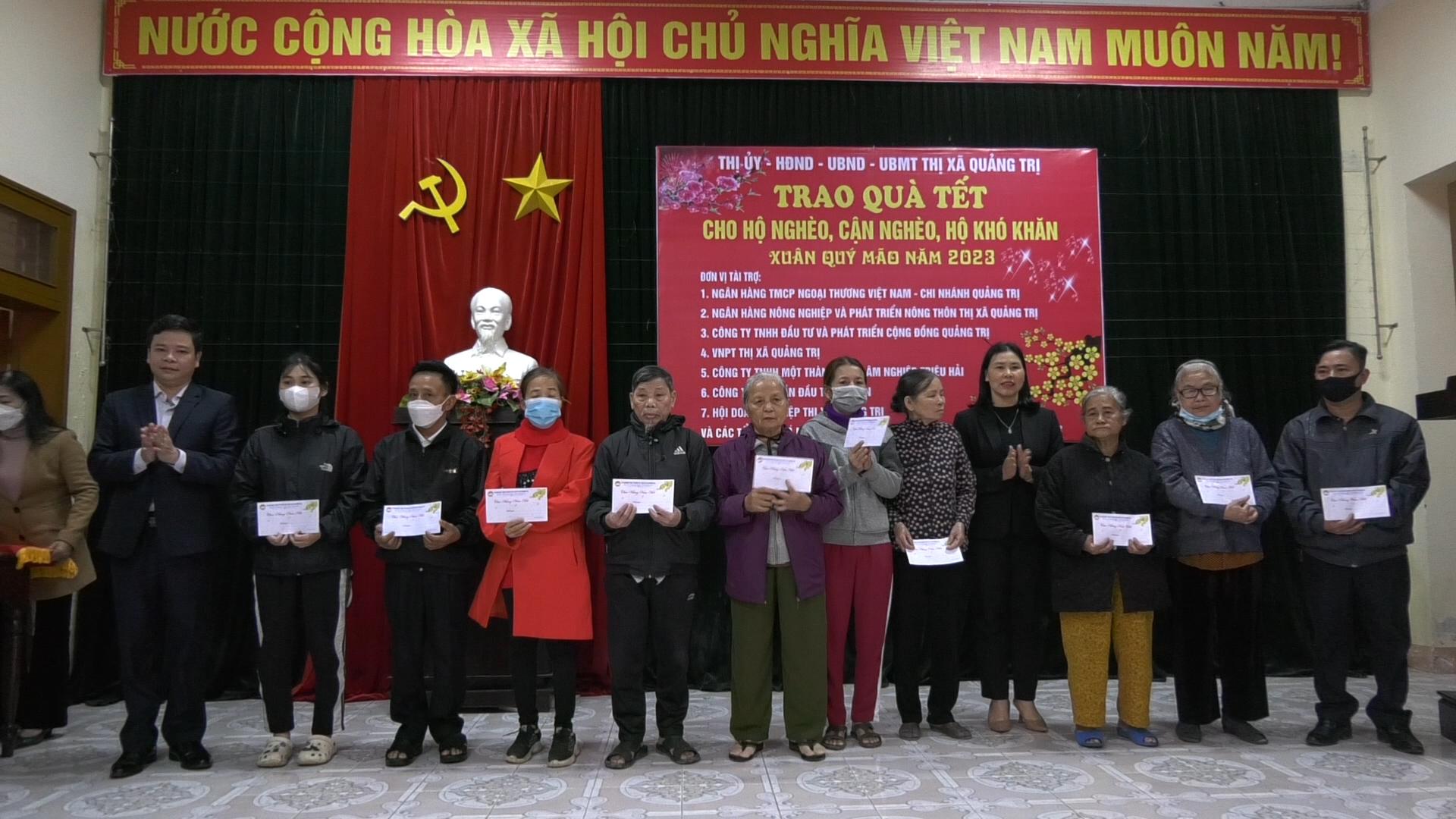 Thị xã Quảng Trị: Tặng 413 suất quà cho người nghèo đón Tết